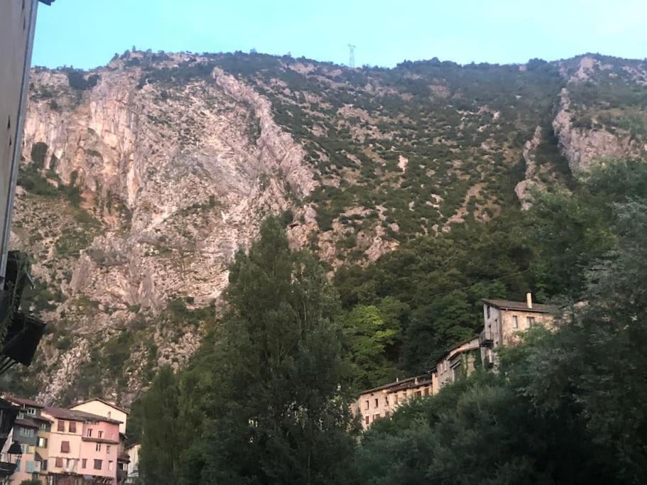 Confortable Au Pied Du Vercors Pont-en-Royans Dış mekan fotoğraf